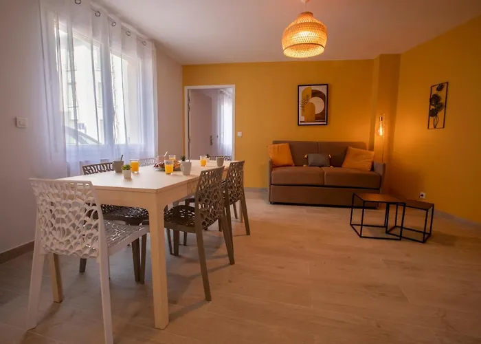 Loc Trotteur Le Safran F2 Grand Confort, Gare Sncf De 卢德