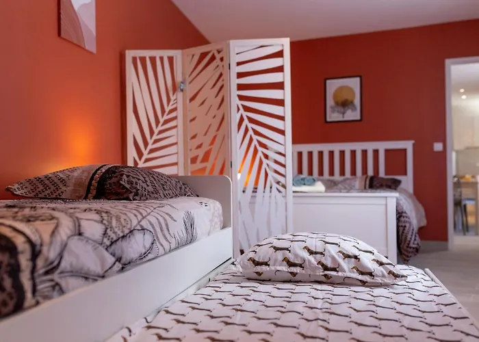 Loc Trotteur Le Safran F2 Grand Confort, Gare Sncf De * 卢德