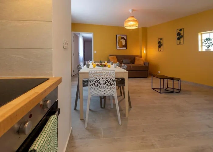 Apartment Loc Trotteur Le Safran F2 Grand Confort, Gare Sncf De *