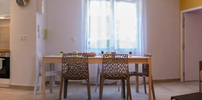 Loc Trotteur Le Safran F2 Grand Confort, Gare Sncf De Lägenhet *